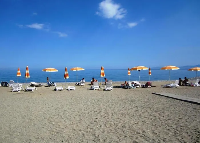 In Near Seaside * Albidona